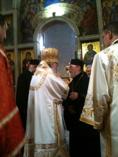 Patriark Irenej og f. Johannes i Markus-kirken i Beograd